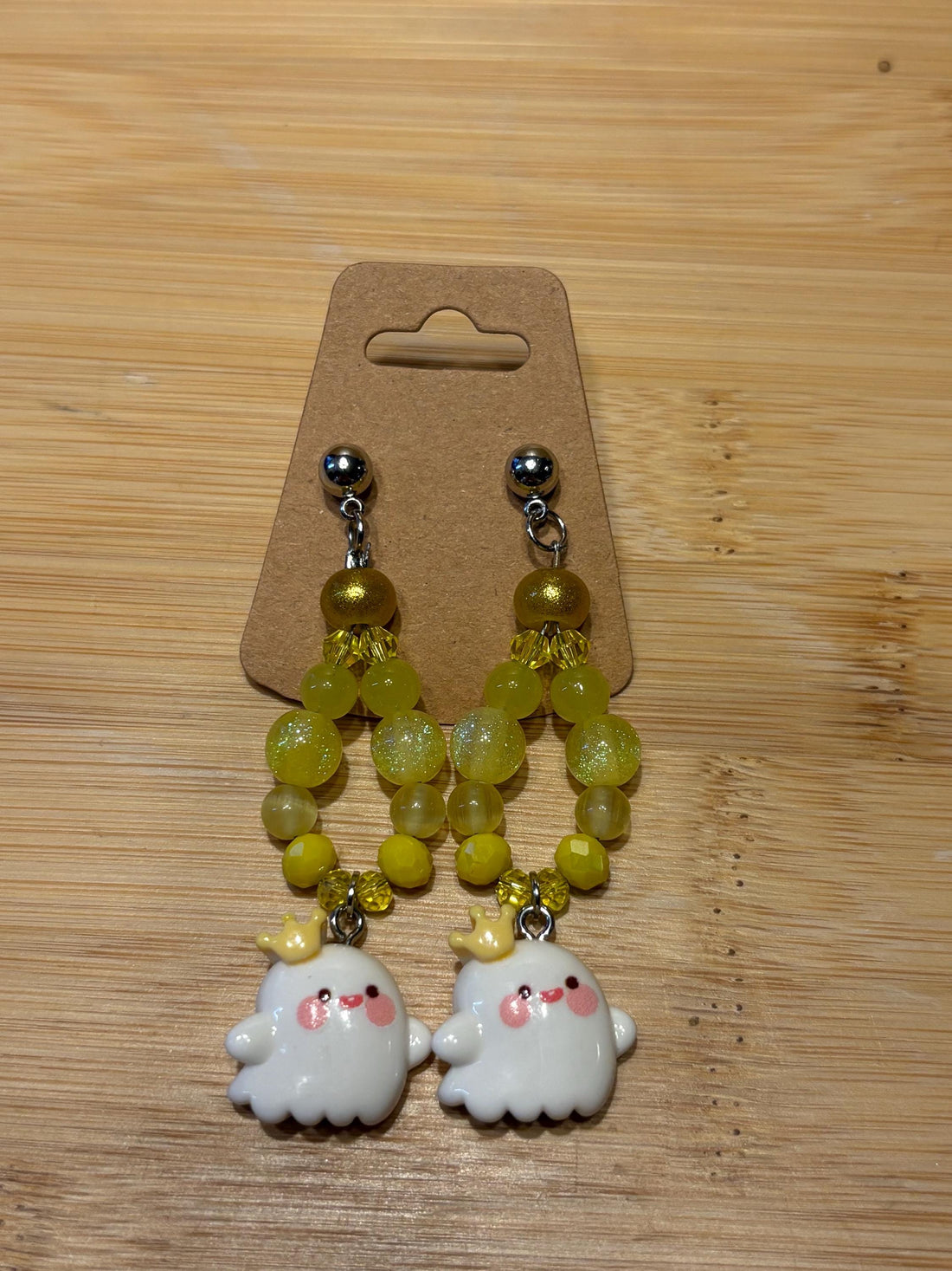Cherished - Handmadw Beaded Earrings