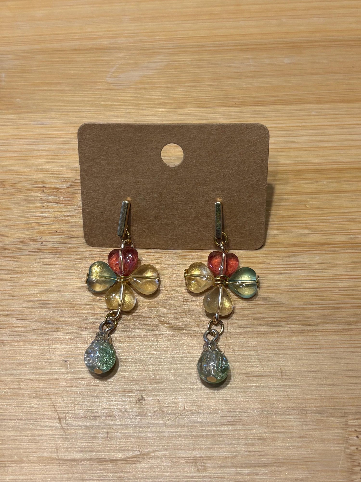 Clovers - Handmade Beaded Earrings