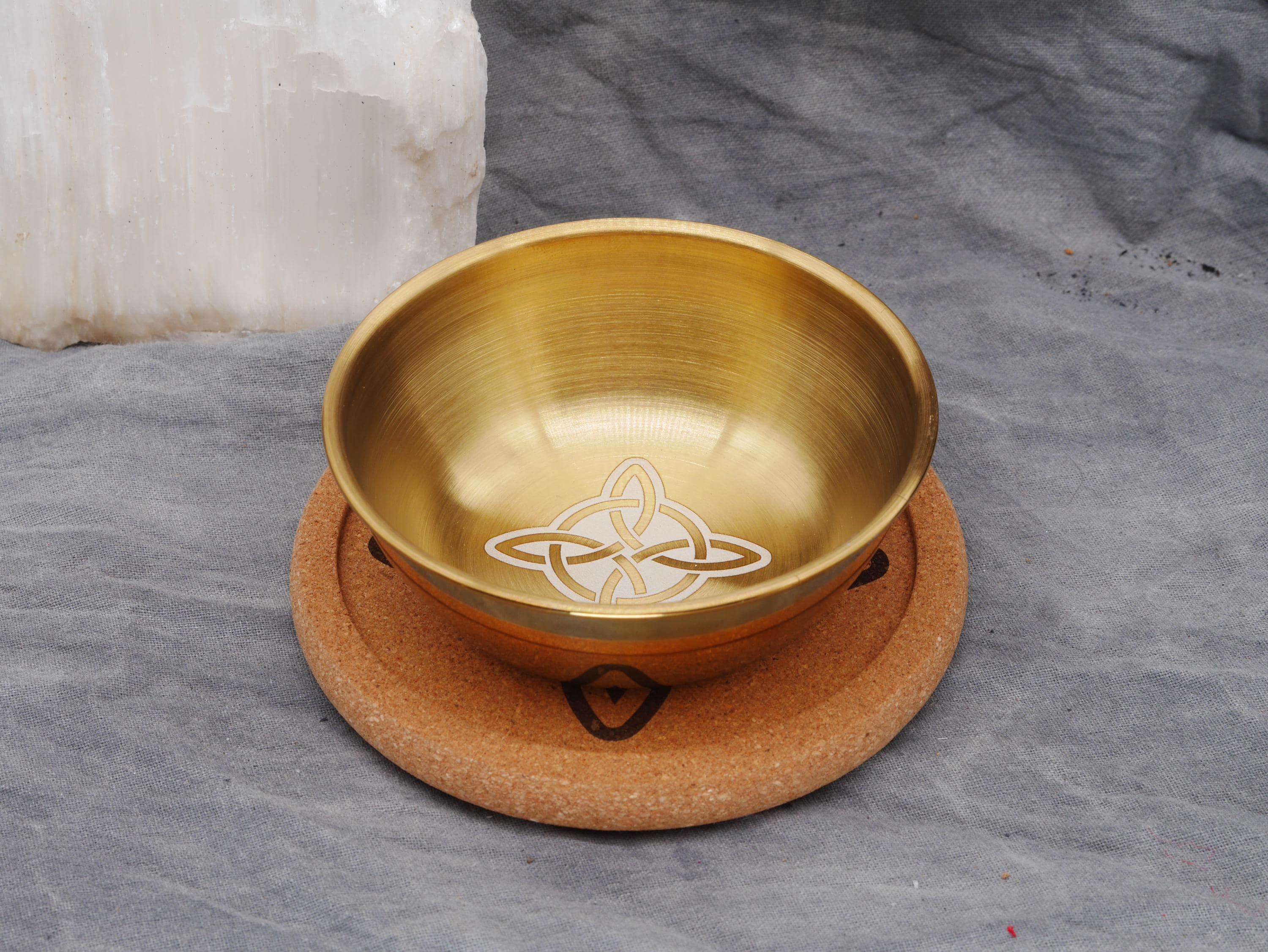 Gold Tone Witches Knot Mini Altar Set - Offering / Candle Bowl and Cork Tray