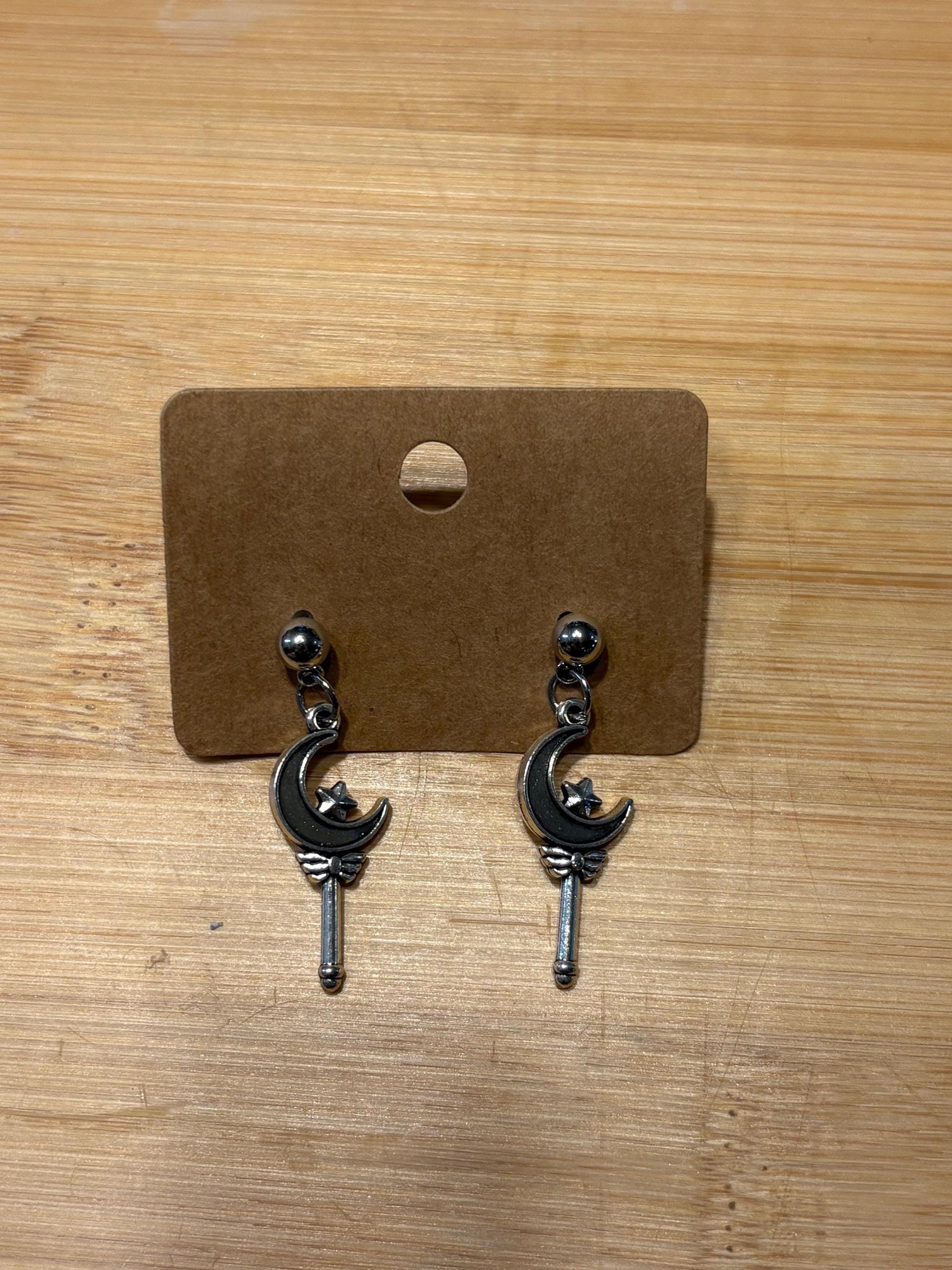 Sailor Scout - Handmade Beaded Earrings