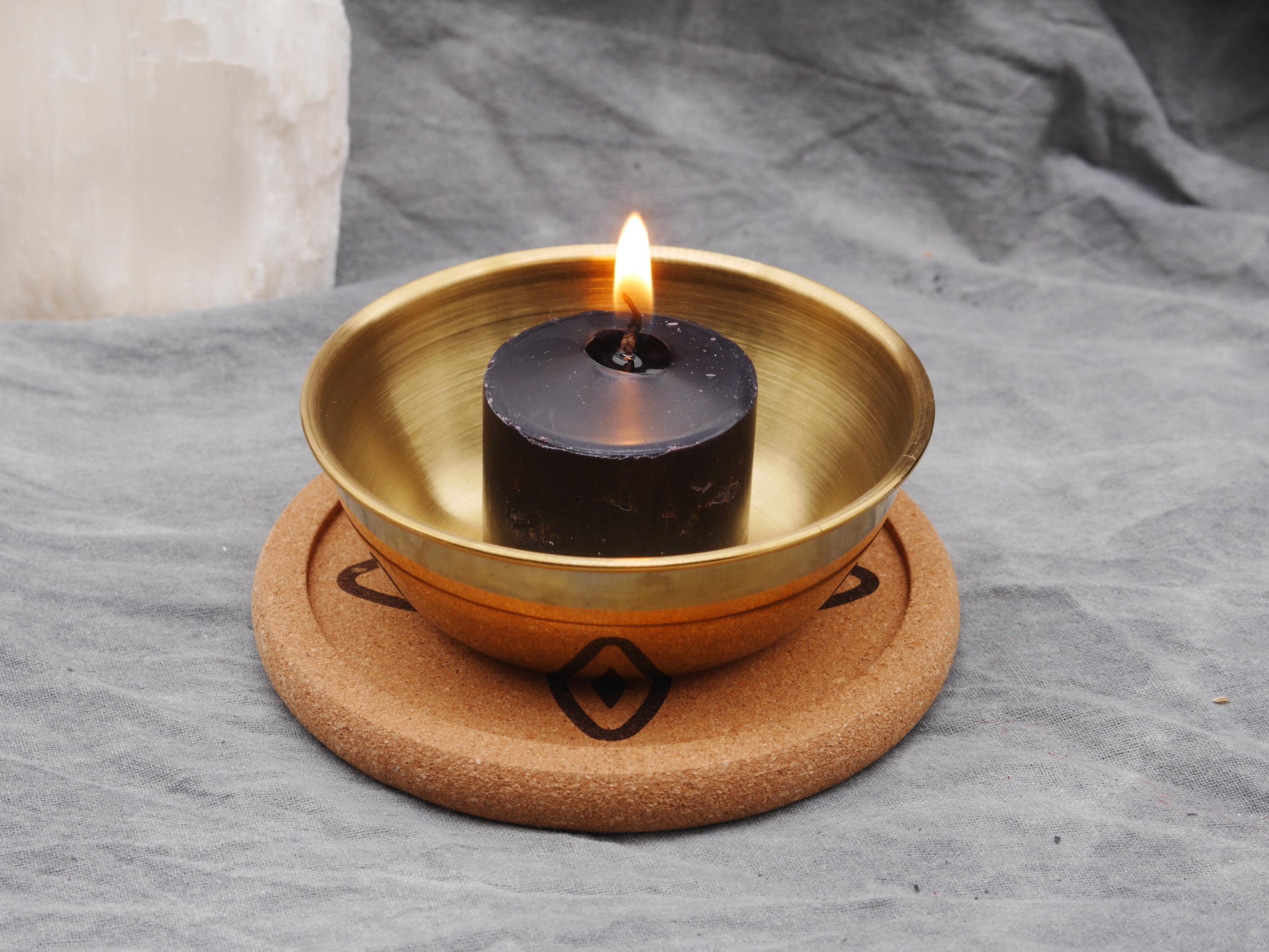 Gold Tone Witches Knot Mini Altar Set - Offering / Candle Bowl and Cork Tray