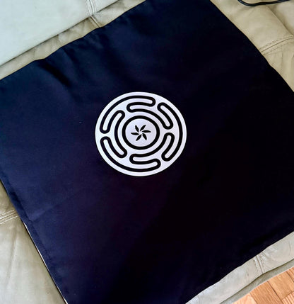 Wheel of Hekate Strophalos Witchcraft Altar Cloth.