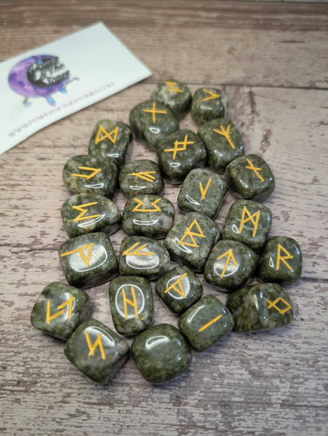 Vesuvianite rune set