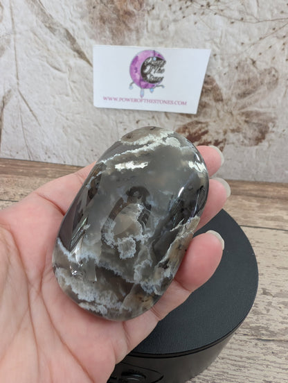Large Volcano Agate palm stone