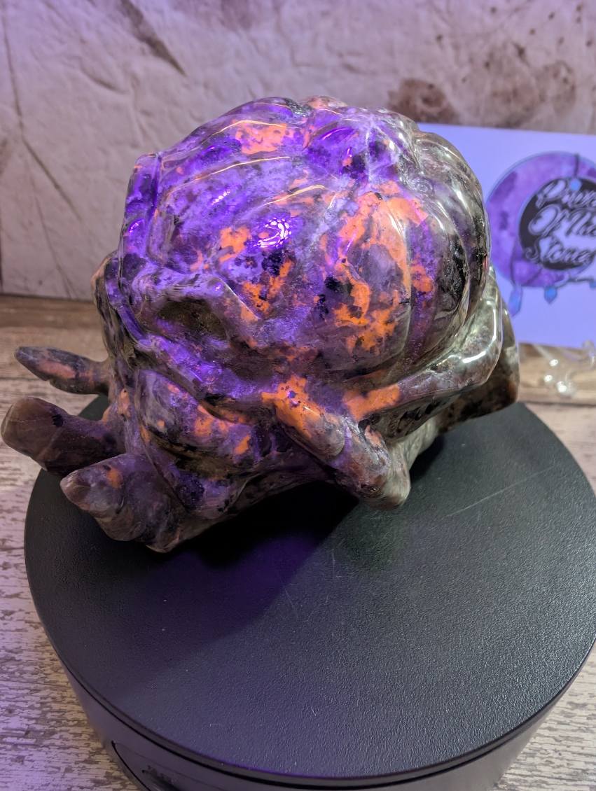 Emberlite creepy carving