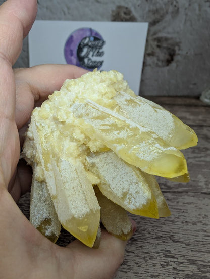 Synthetic Ghost Phantom Quartz Cluster