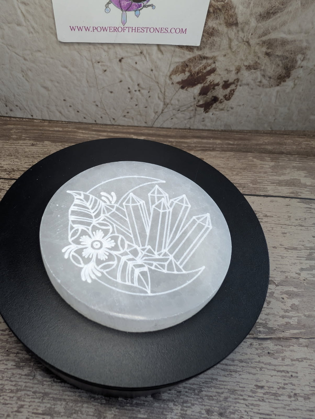 Satin Spar round charging plate