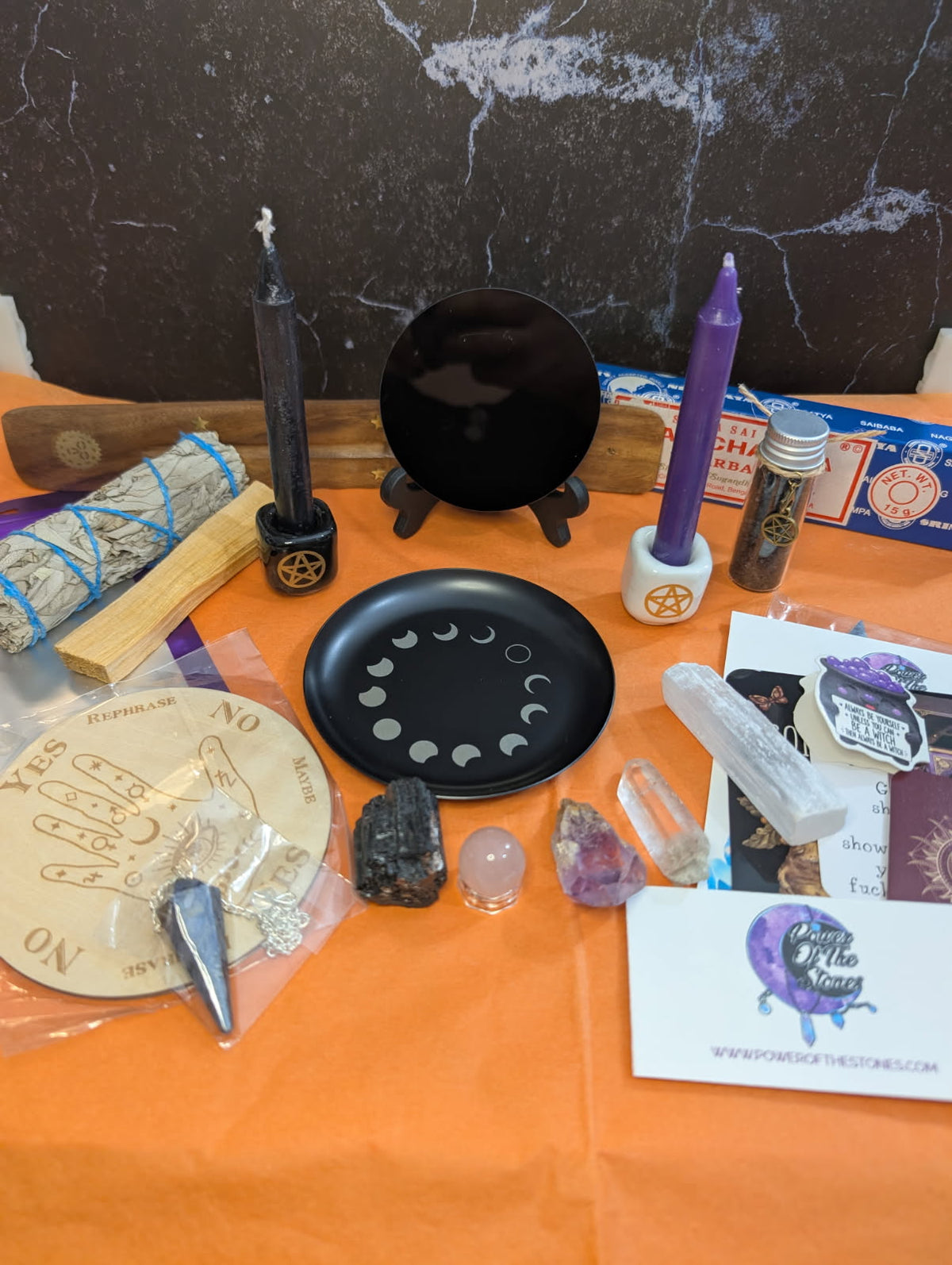 Divination box. Shipping included in price
