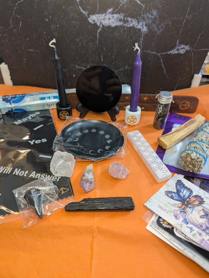 Divination bundle box. Shipping included in price