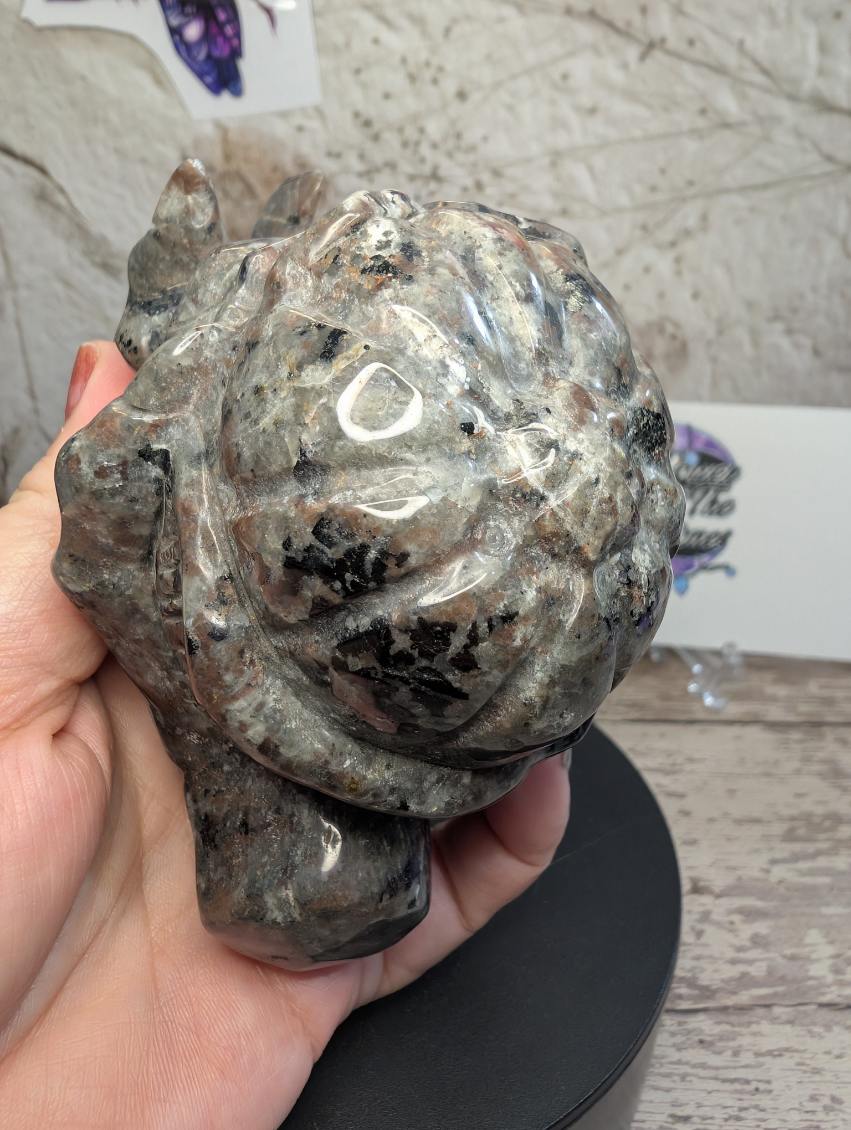 Emberlite creepy carving