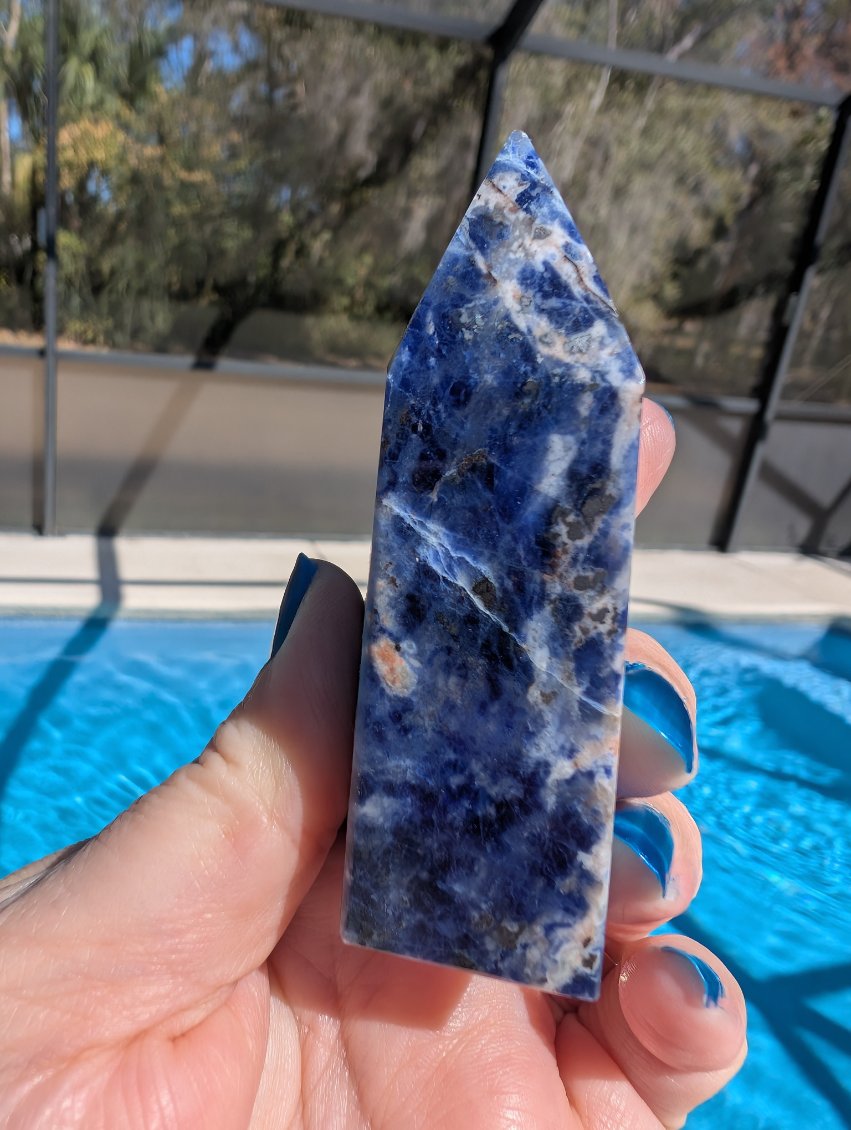 Sodalite obelisk