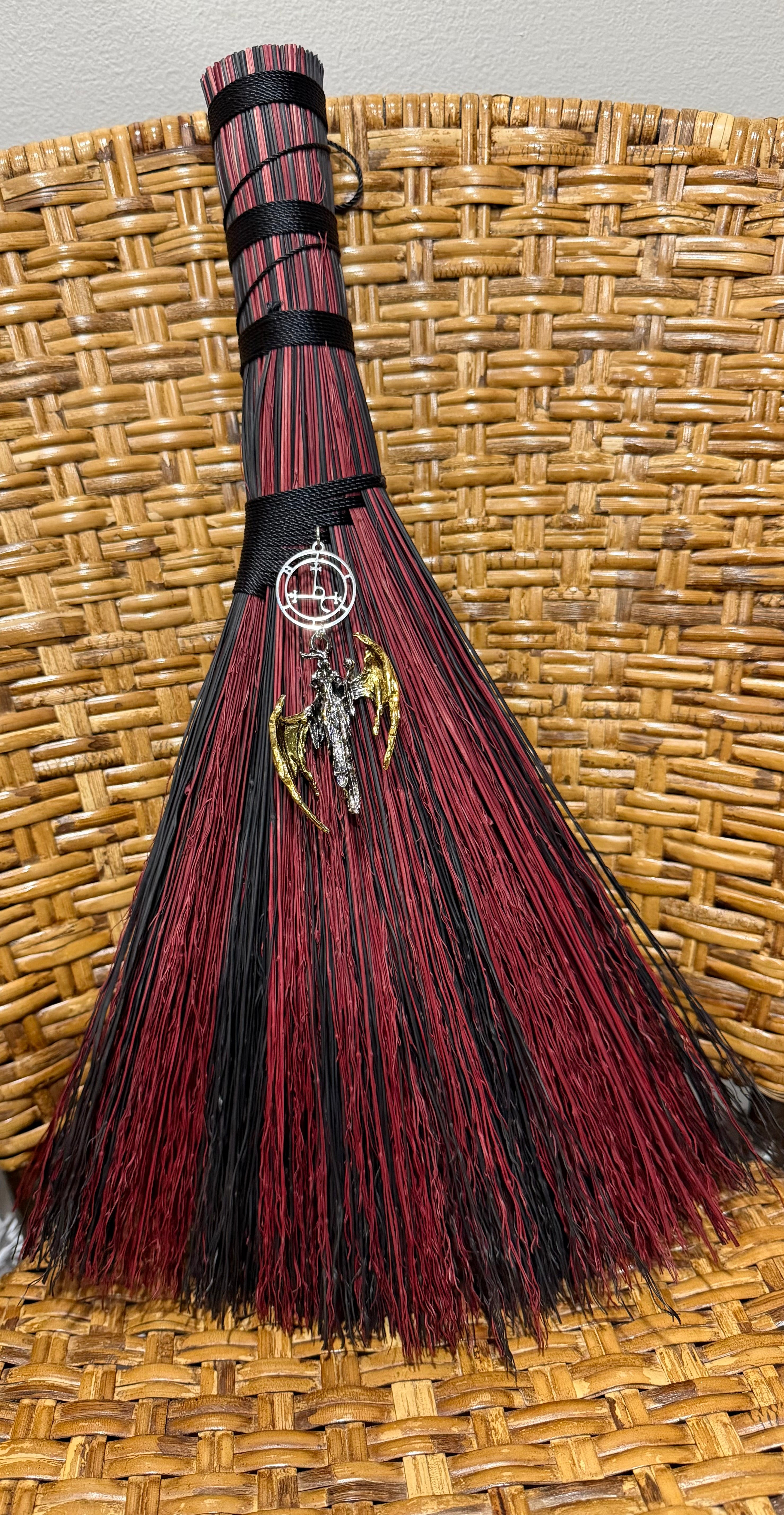 Lilith Broom