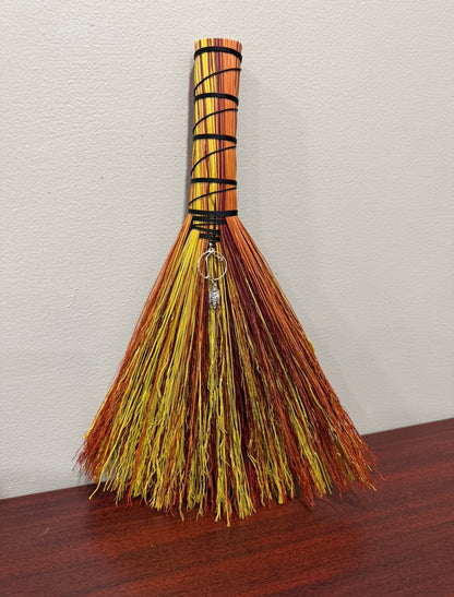 Uriel Broom