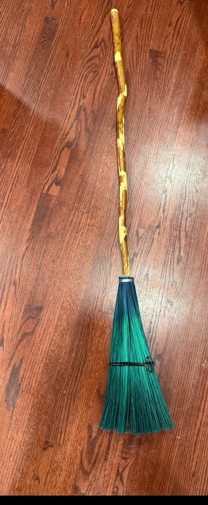 Siren full sweeper broom