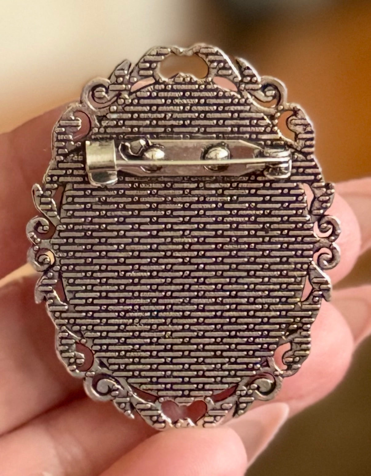 Triple Goddess Cameo Broach (blue)