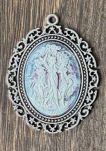 Triple Goddess Cameo Pendant Elizabeth Setting