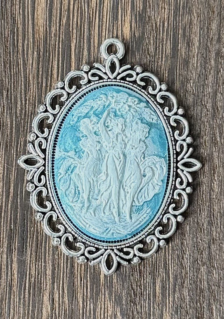 Triple Goddess Cameo Pendant Victoria Setting