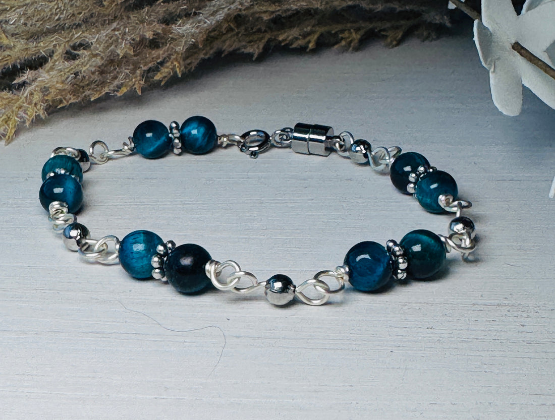 Blue tigers eye bracelet
