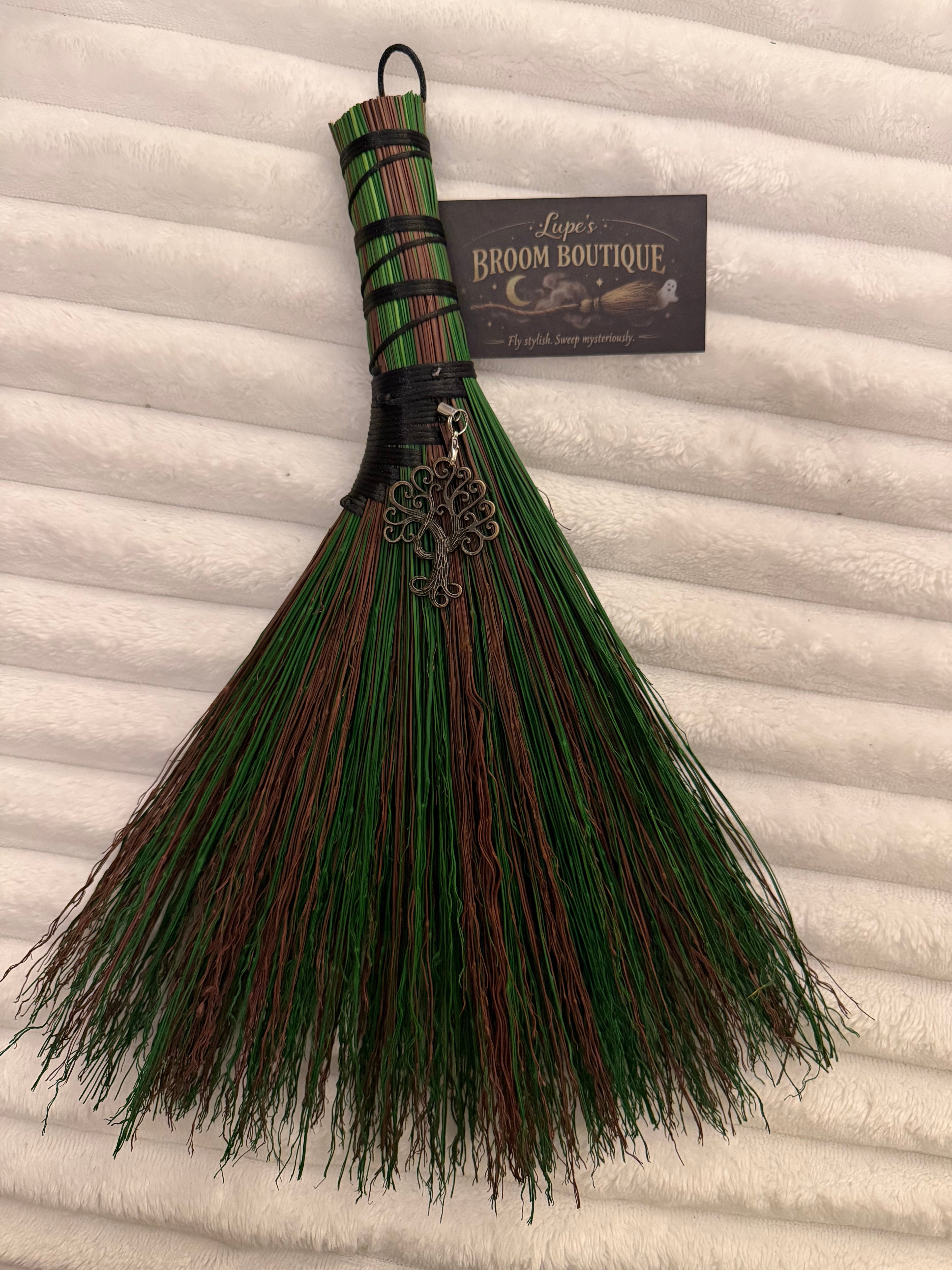 Forest whisk