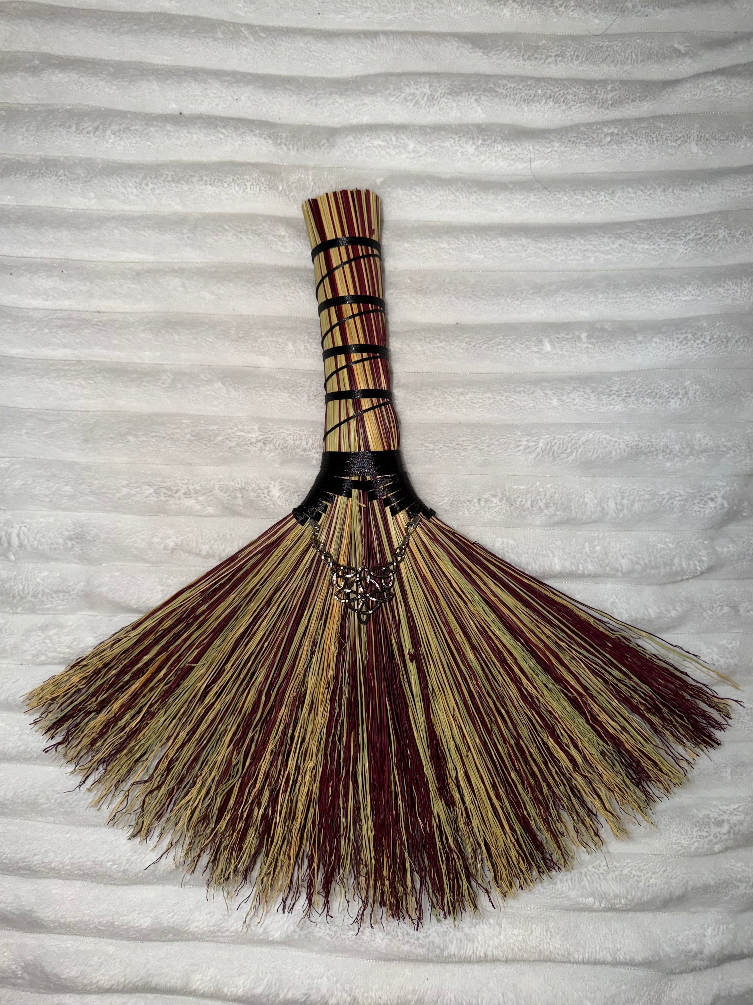 Witch knot broom