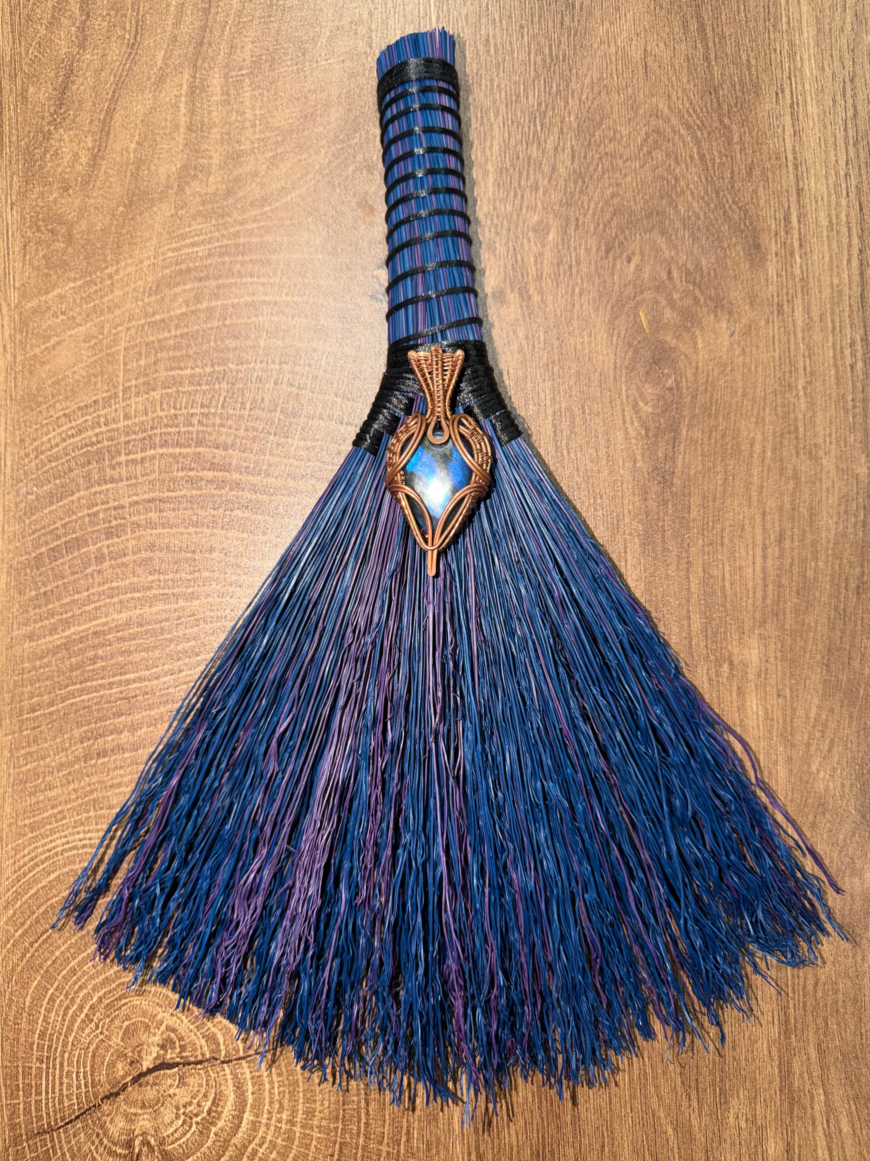 Ocean lab broom