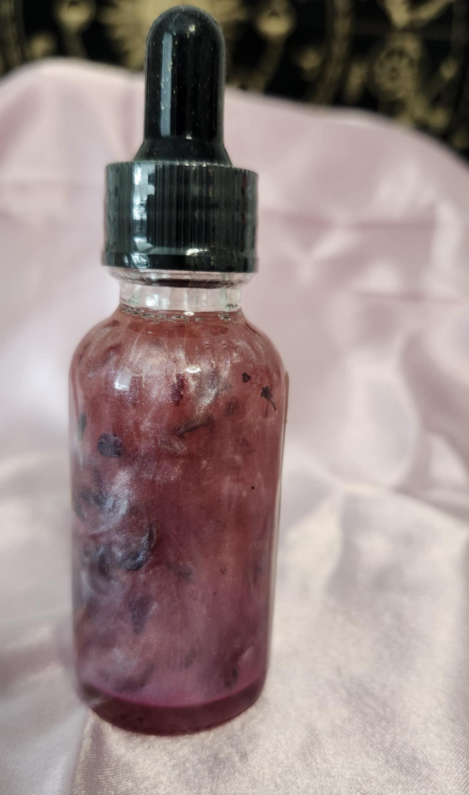 Love Spell Pheromone Oil – 1 oz