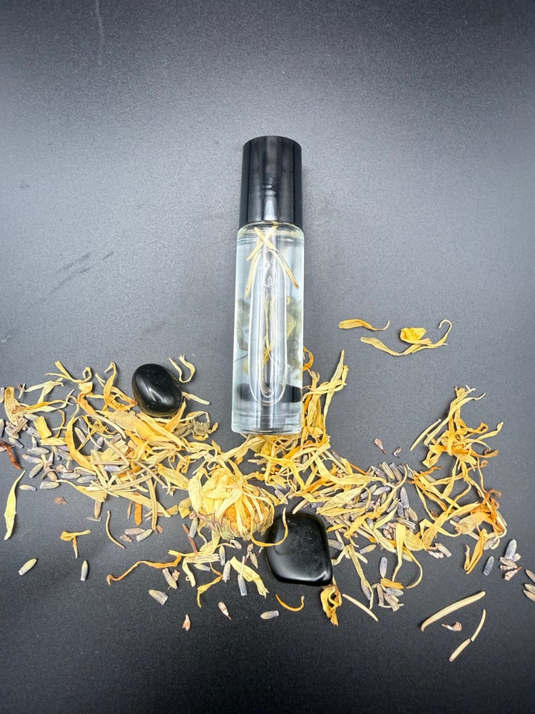 Nocturne Shield — Protection Ritual Oil (Roller)