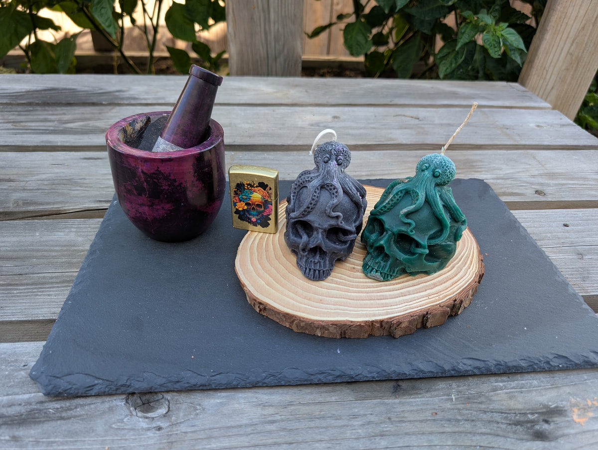 Octo-Skull Candle