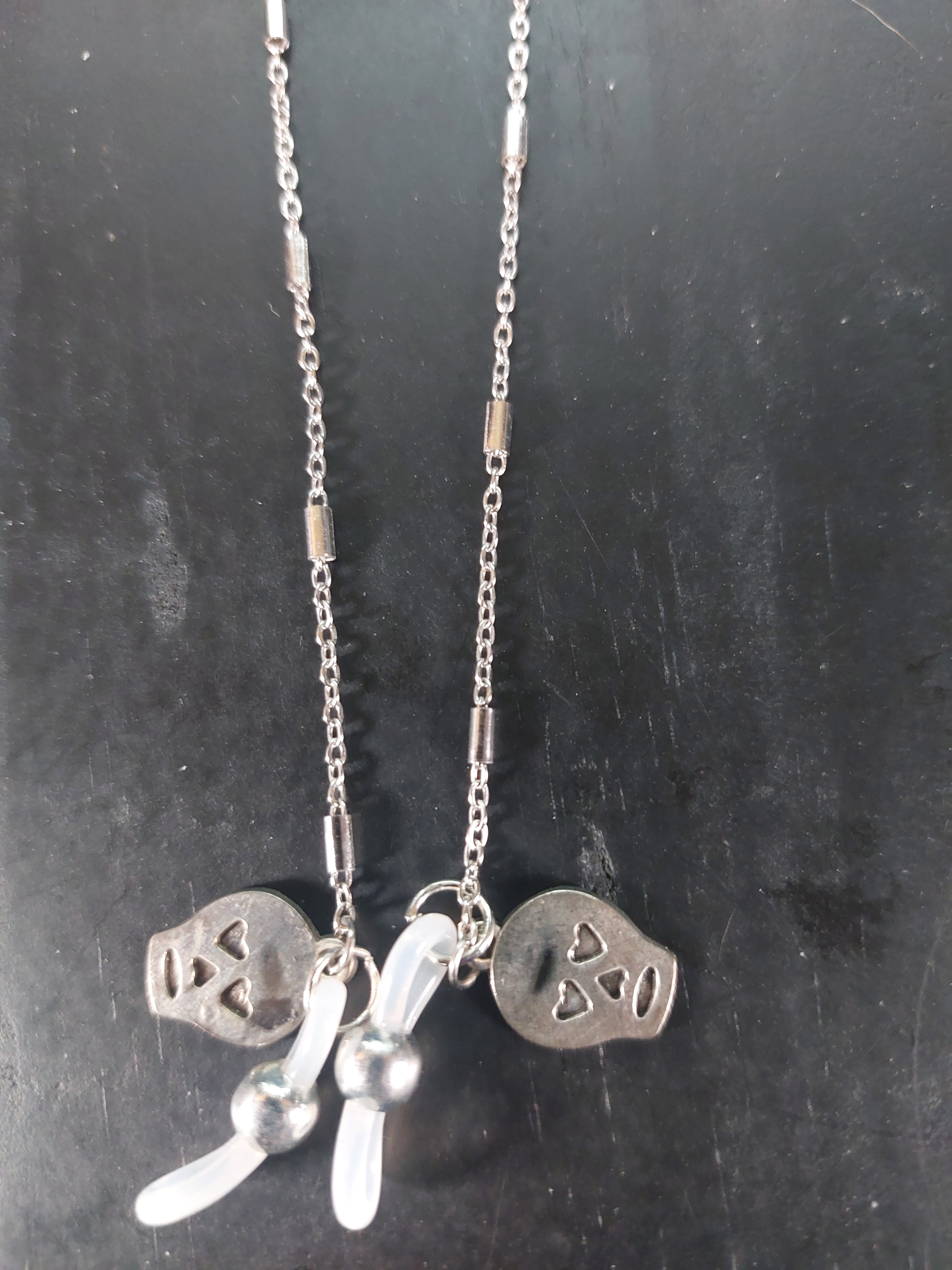 Silver Tone Eye Glass Chain with Skulls