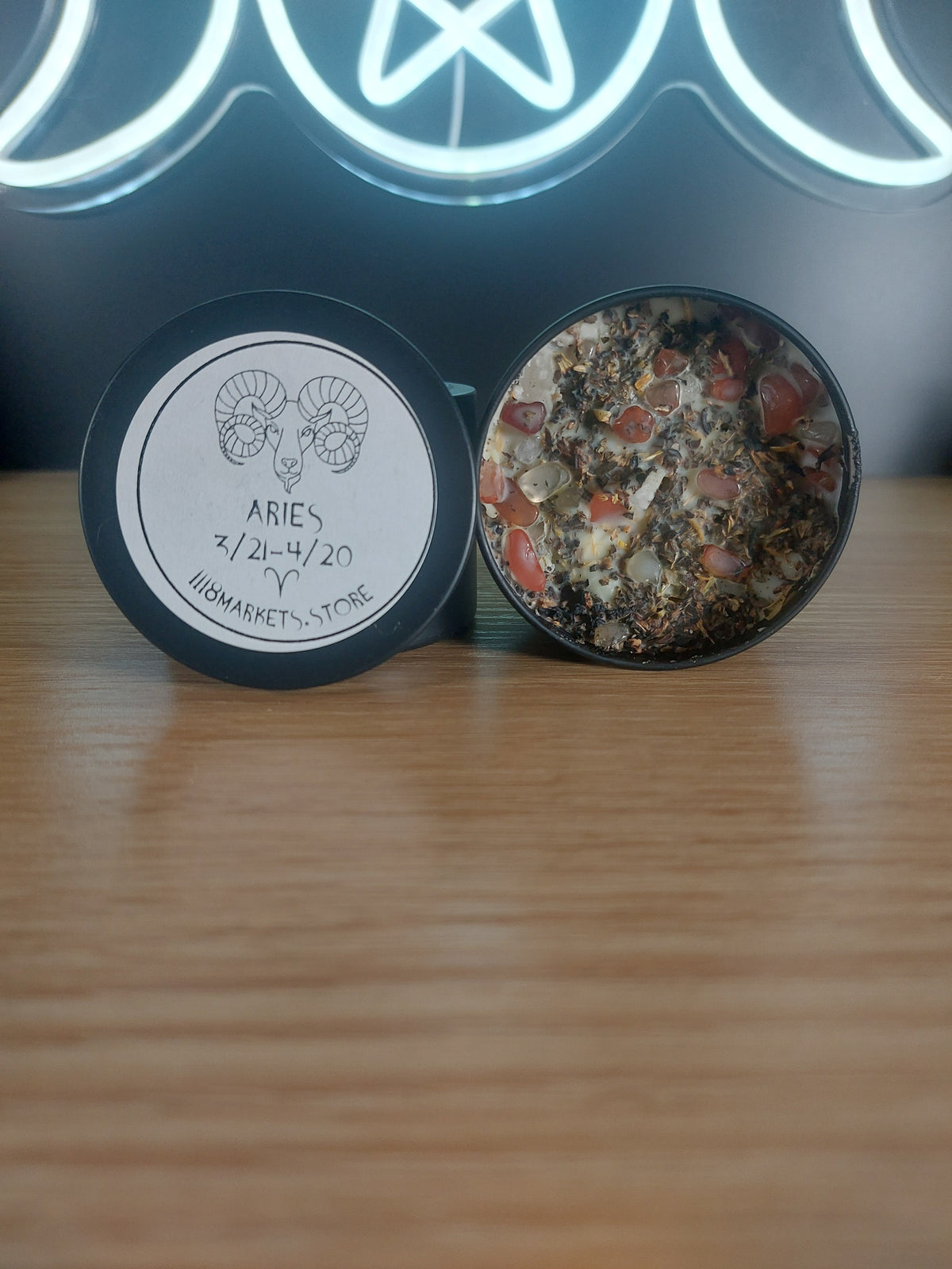 Small Aries Crystals &amp; Herbs Candle