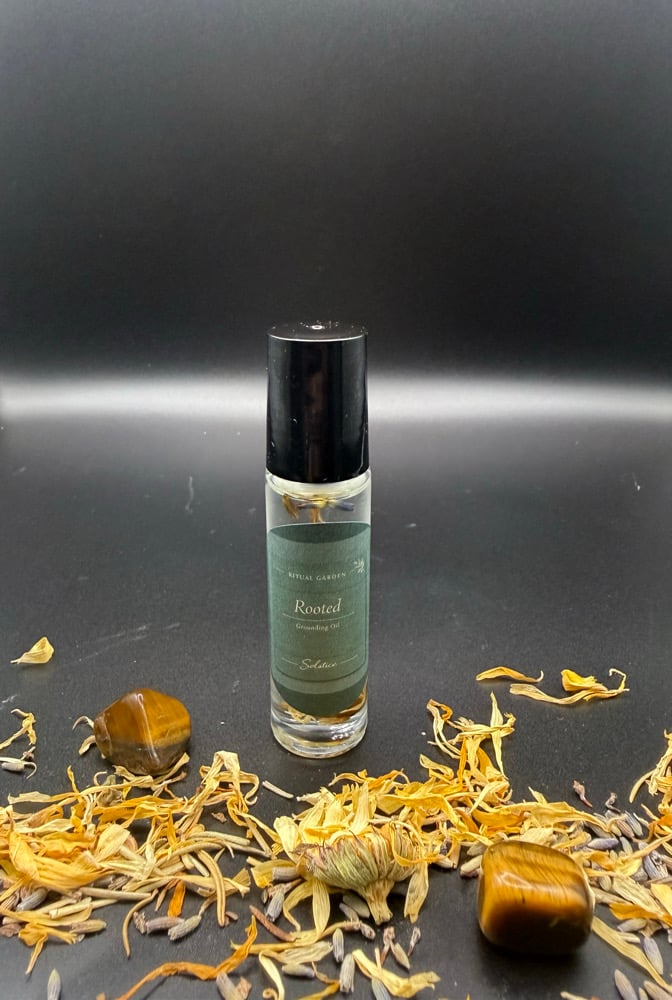 Rooted Ritual — Grounding Ritual Oil (Roller)