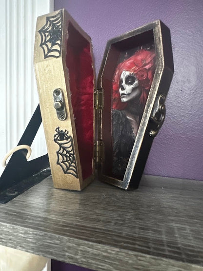 Skull &amp; Roses Gothic Coffin Box