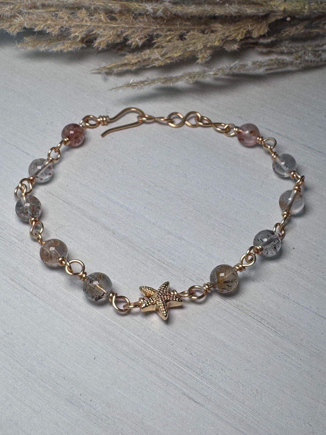 Herkimer Diamond &amp; 18k Gold Starfish Bracelet – Amplifying Stone