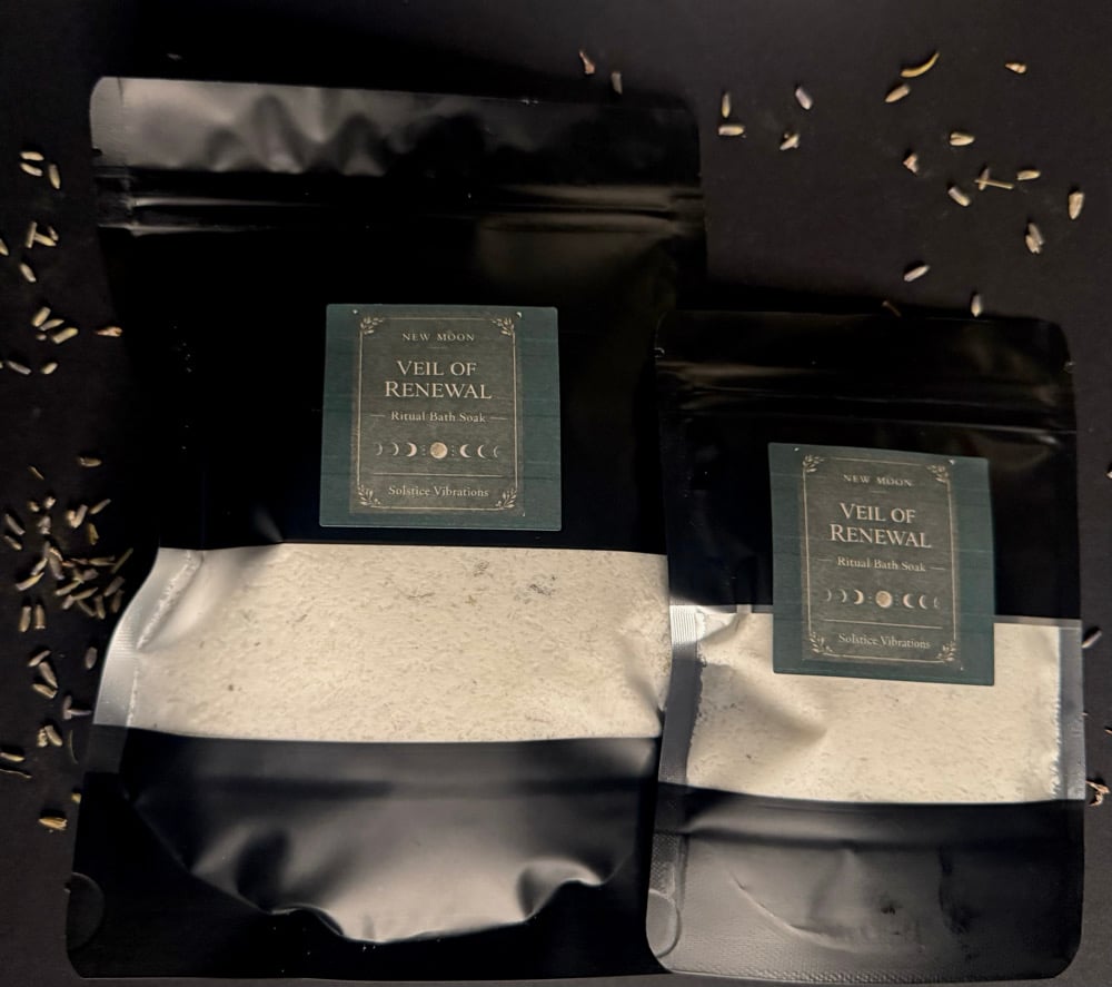 Veil of Renewal — New Moon Bath Soak 🌑
